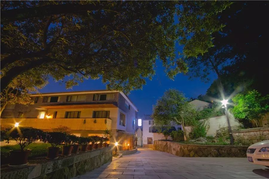 杭州·一色山墅，滿覺隴的月色喝茶散步都是雅事