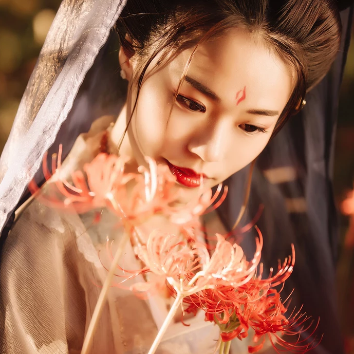 家佳樂文學(xué)彼岸花開唯美古風(fēng)女子頭像