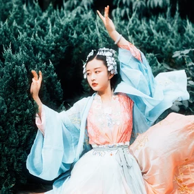 家佳樂文學(xué)清新花朵唯美古風(fēng)女子頭像