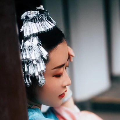 家佳樂文學(xué)清新花朵唯美古風(fēng)女子頭像