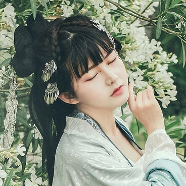 小清新唯美花朵頭像，家佳樂文學(xué)古風(fēng)真人女子頭像