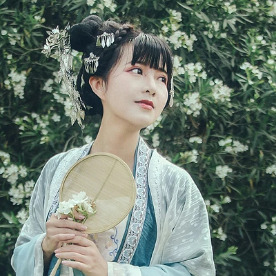 小清新唯美花朵頭像，家佳樂文學(xué)古風(fēng)真人女子頭像