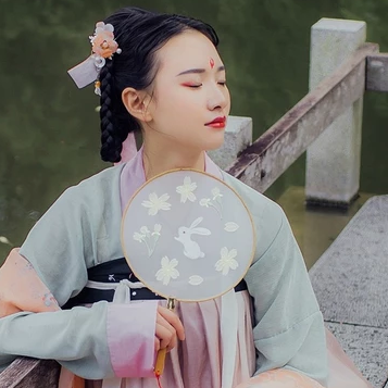 小清新唯美可愛(ài)頭像，家佳樂(lè)文學(xué)古風(fēng)真人女子頭像