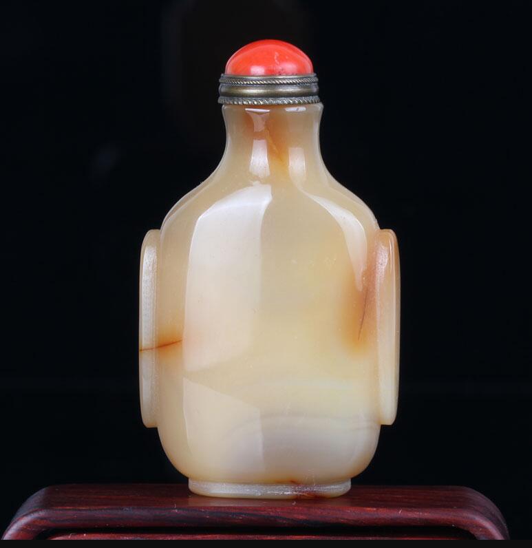 瑪瑙鼻煙壺，帝王心頭的玩物