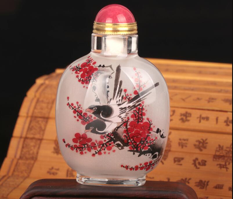 內畫鼻煙壺，壺中天地間掌心中國美