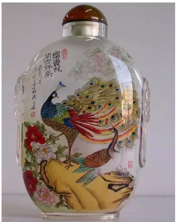 內畫鼻煙壺，壺中天地間掌心中國美