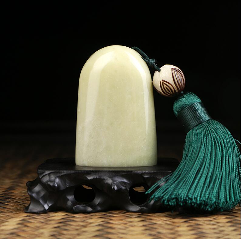 青田石印章，一小方卻有天地藏