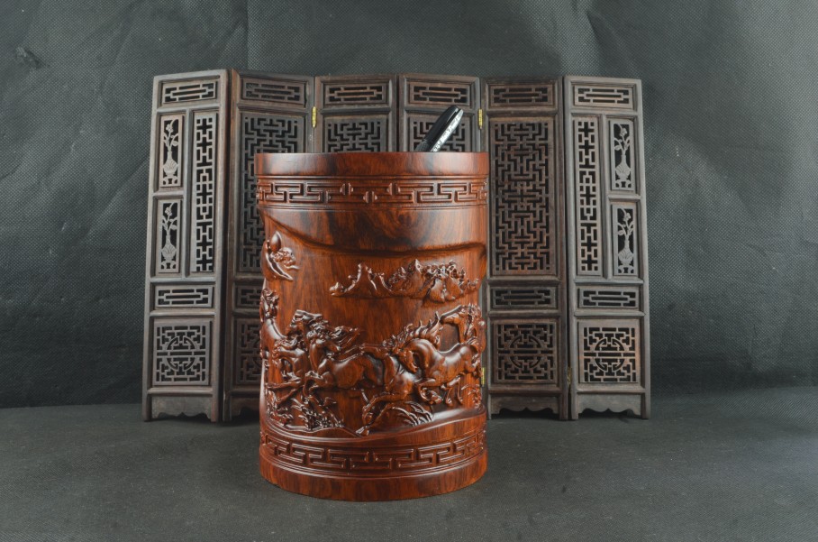 黃花梨筆筒，筆筒中的君子