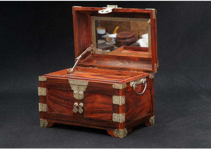 梳妝盒，紅妝待嫁閨閣意