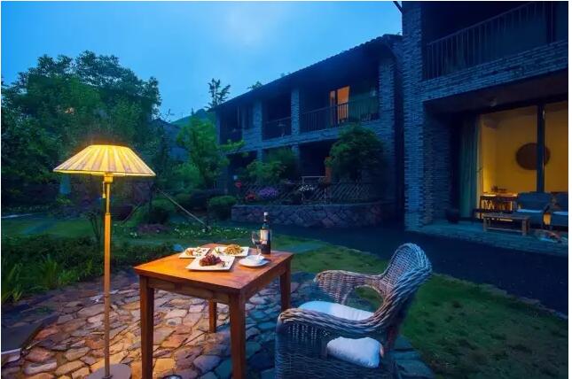 莫干山庾村1932文化市集，一村一世界