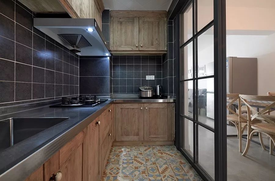 浪子回頭金不換，復(fù)古質(zhì)樸的裝修設(shè)計(jì)