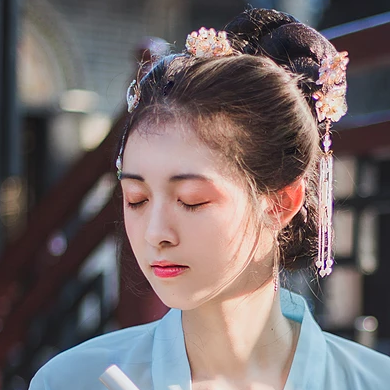 家佳樂文學清風唯美古風女生真人頭像