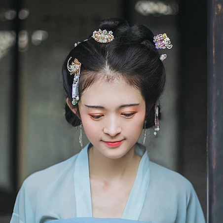 家佳樂文學清風唯美古風女生真人頭像