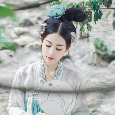 夢中鏡時尚典雅，唯美古風真人頭像