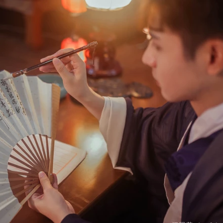 文藝復(fù)古氣息男生頭像，唯美古風(fēng)真人頭像