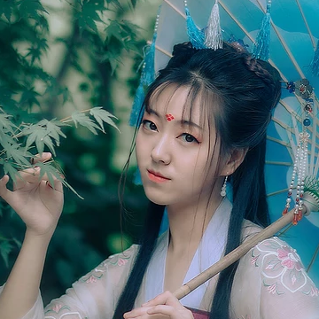 唯美漢服女生頭像，古風真人女子頭像