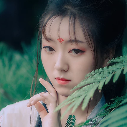 唯美漢服女生頭像，古風真人女子頭像