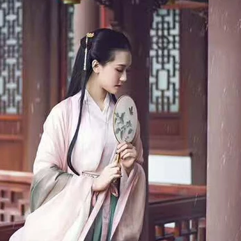 漢服女生頭像，古風真人女子頭像