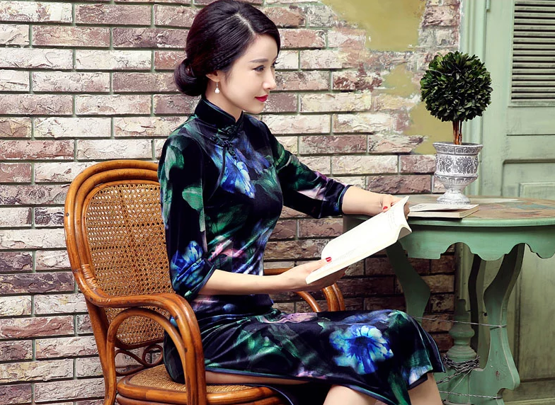 絲絨長(zhǎng)款旗袍，改良中式旗袍