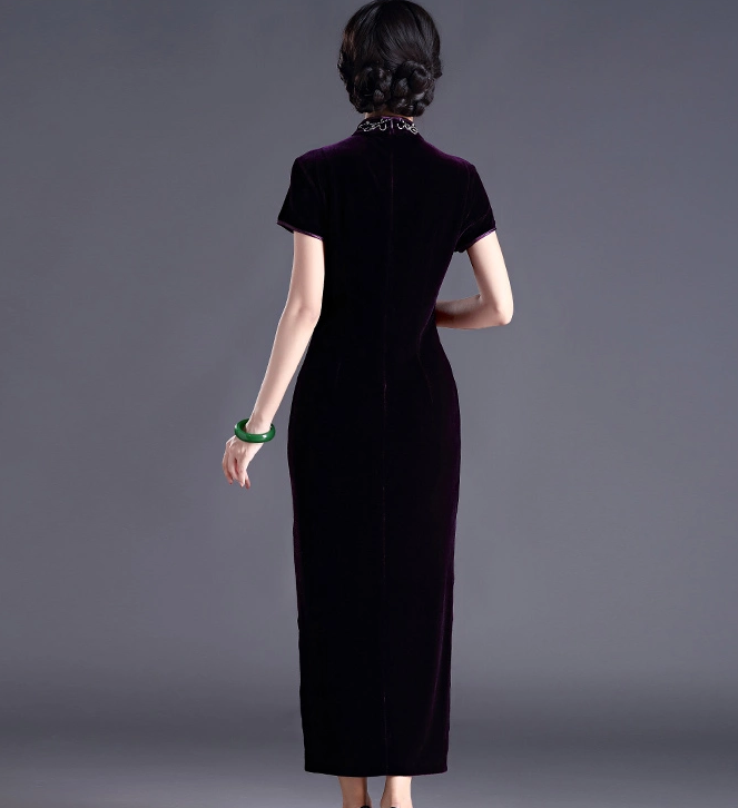 金絲絨長款旗袍，手工釘珠修身旗袍