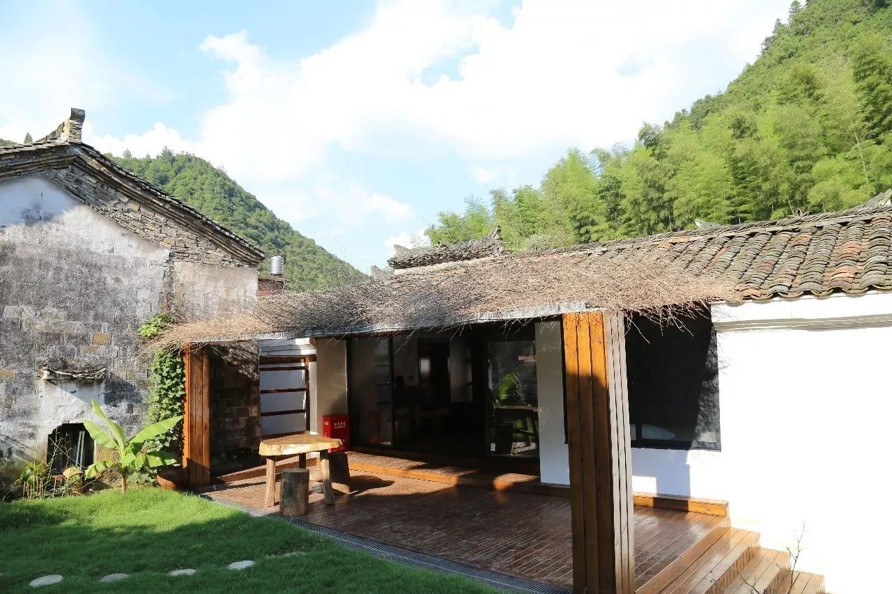 村上酒舍，體驗古村生活一起慢慢變老