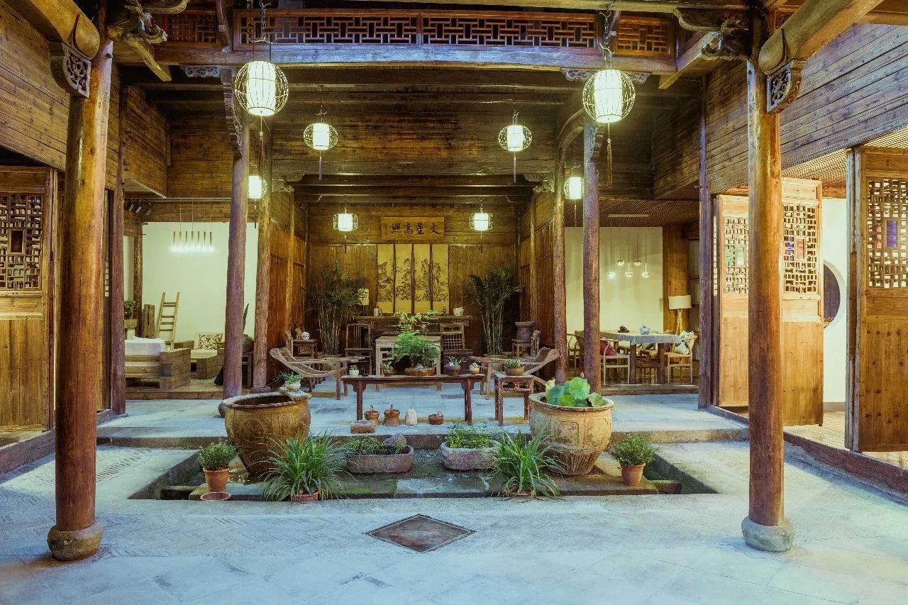 村上酒舍，體驗古村生活一起慢慢變老