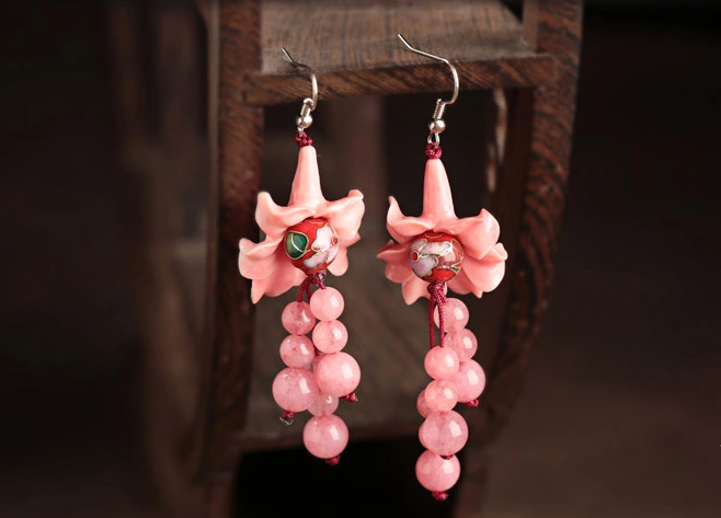 復(fù)古家佳樂文學(xué)長(zhǎng)款流蘇古典耳飾，貝殼花朵耳環(huán)