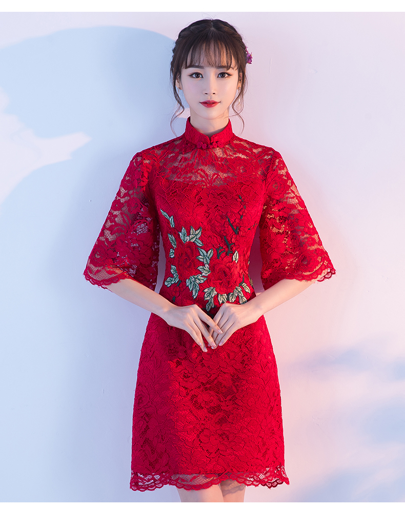 復(fù)古蕾絲敬酒服，紅色花朵中式禮服