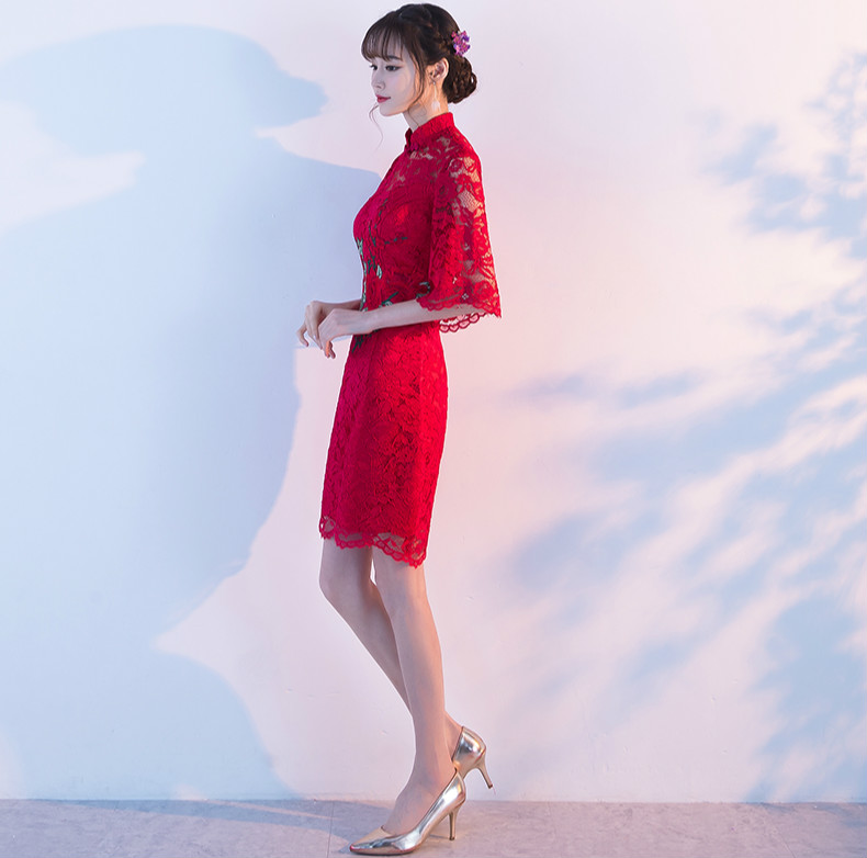 復(fù)古蕾絲敬酒服，紅色花朵中式禮服