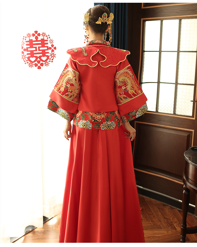 紅色中式禮服，傳統(tǒng)古典魅力新娘禮服