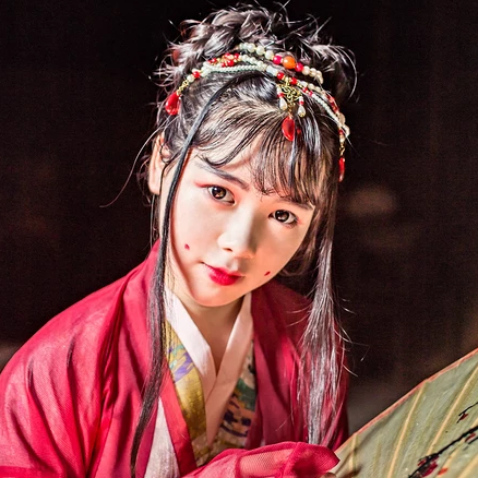 紅衣女子妖艷頭像，唯美古風(fēng)女子真人頭像