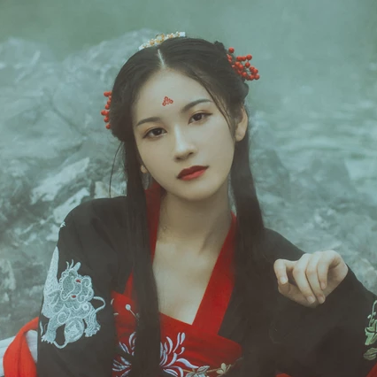 紅妝帶傘古風(fēng)頭像，唯美古風(fēng)真人女子頭像