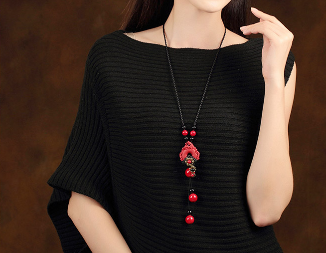 家佳樂文學(xué)朱砂吊墜毛衣鏈復(fù)古紅色項(xiàng)鏈