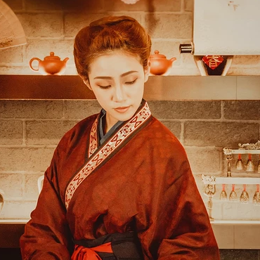 畫情唯美頭像，唯美古風(fēng)女子真人頭像