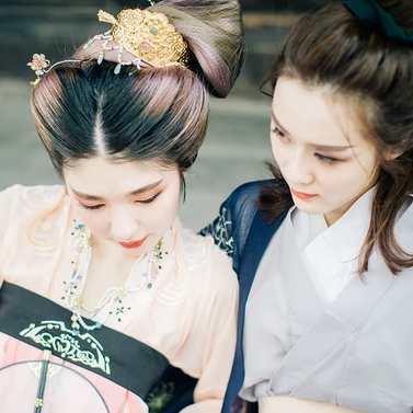 竹林山寺閨蜜古風(fēng)頭像，唯美古風(fēng)女子真人頭像