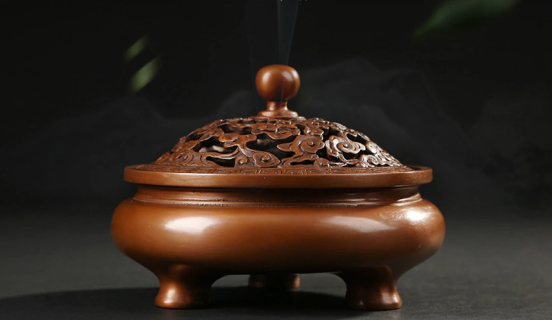 鏤空云紋熏香爐，仿古紫銅鏤空香爐