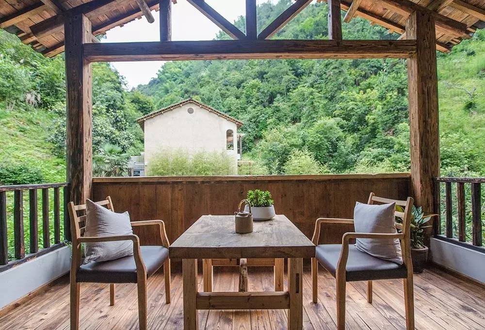 雪坑村·美客愛(ài)途，愛(ài)上美麗的客居地和旅途故事