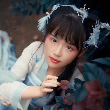 淺藍(lán)漢服小清新頭像，唯美古風(fēng)女生真人頭像