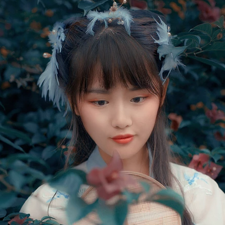 淺藍(lán)漢服小清新頭像，唯美古風(fēng)女生真人頭像