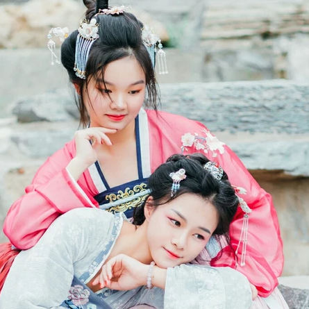 溫暖情誼閨蜜頭像，唯美古風(fēng)女子真人頭像