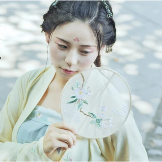 綠陰樹(shù)下閨蜜頭像，唯美古風(fēng)女子頭像