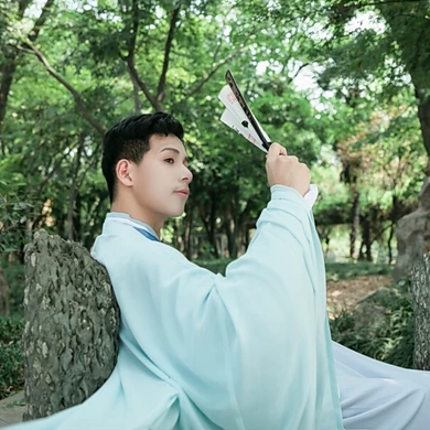 文藝青年男生頭像，唯美古風(fēng)男生頭像