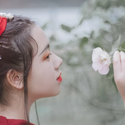 紅衣少女頭像，唯美古風女子真人頭像