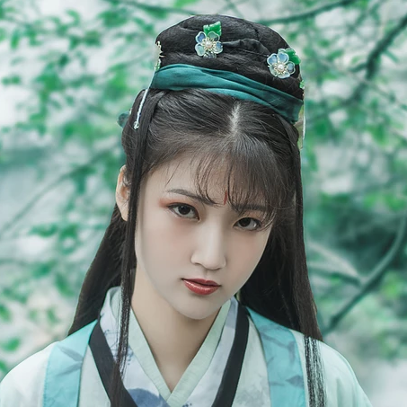 青玉流帶劍少女頭像，唯美古風(fēng)真人頭像