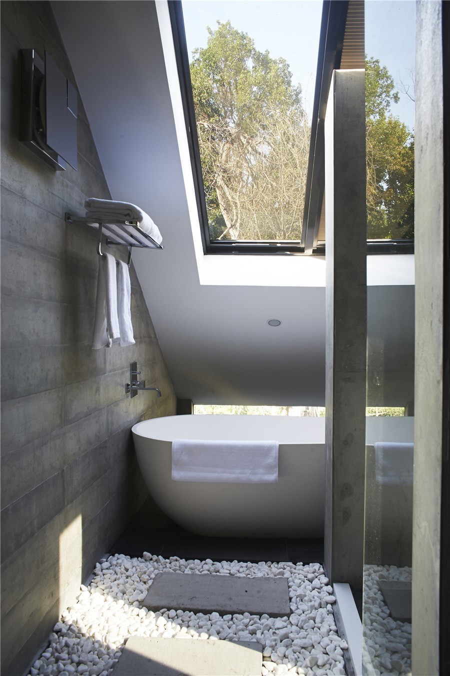 杭州·棲遲，還是那個(gè)獨(dú)一無二的黑白灰