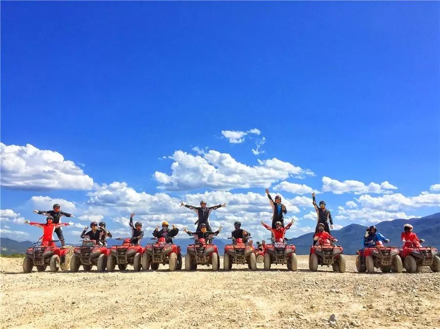 瀘沽湖·野火集，時光匆忙別錯過年輕的瘋狂