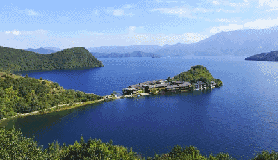 瀘沽湖·野火集，時(shí)光匆忙別錯(cuò)過(guò)年輕的瘋狂