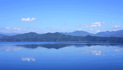 瀘沽湖·野火集，時(shí)光匆忙別錯(cuò)過(guò)年輕的瘋狂