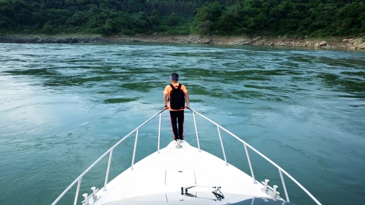 時光島，一間讓“時光倒流”300畝獨島民宿