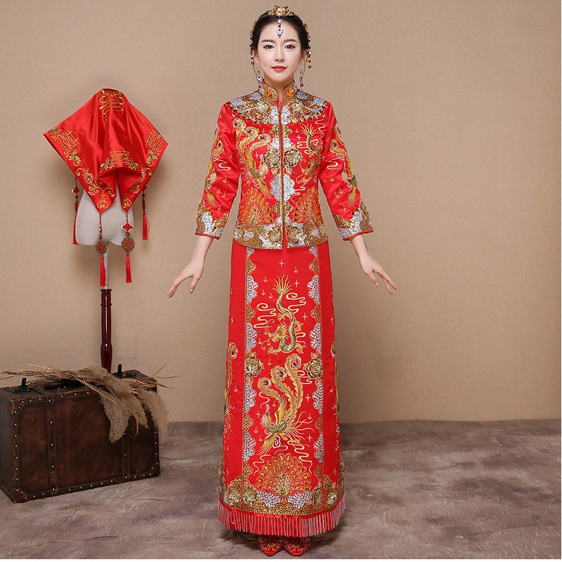 龍鳳之喜中式禮服，精致新娘結(jié)婚禮服